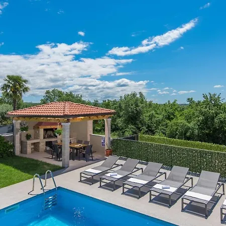 Villa Branka *