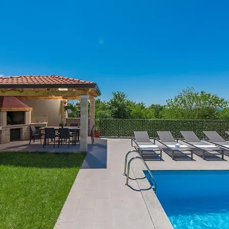 Villa Branka Kaštelir